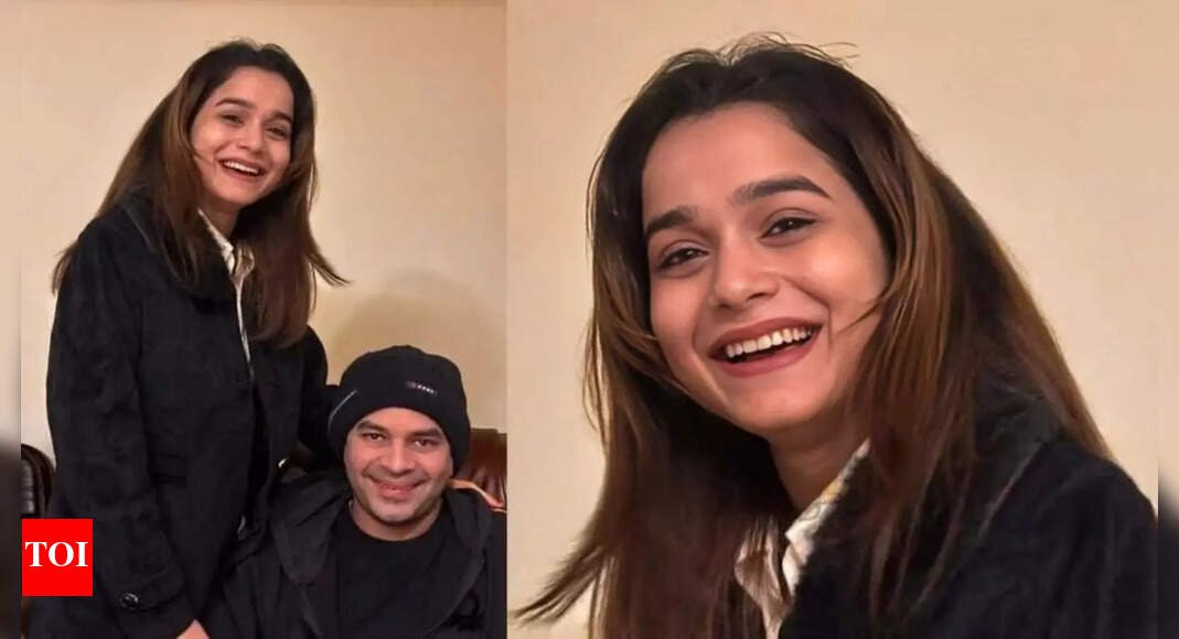‘everyone-falls-in-love’:-tej-pratap-says-photos-with-anushka-are-genuine