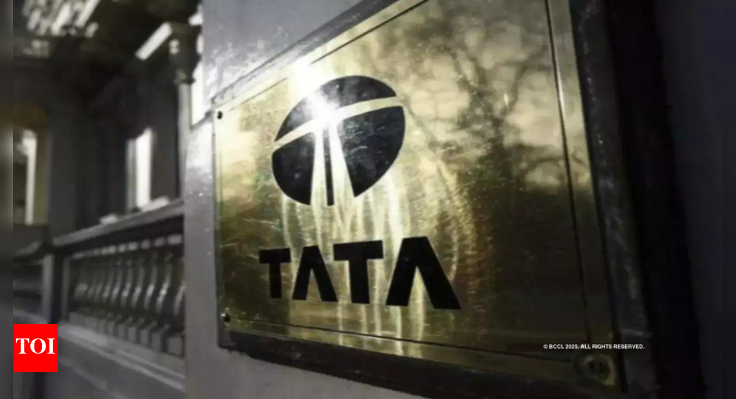 leadership-shuffle:-tata-sons-ropes-in-consumer-veterans-to-tata-digital-board;-balances-earlier-finance-centric-line-up