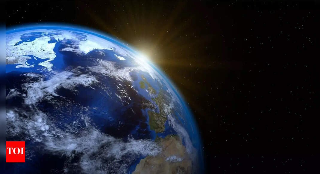 shorter-days-ahead?-earth’s-rotation-is-speeding-up,-warn-scientists