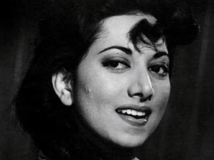 दिलीप-कुमार-से-ज्यादा-फीस-लेने-वालीं-फीमेल-स्टार:देव-आनंद-ने-कर्ज-लेकर-अंगूठी-खरीदी,-नेहरू-से-तारीफ-पाई,-34-की-उम्र-में-छोड़ी-फिल्में