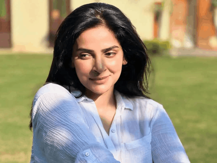 पाकिस्तानी-कलाकारों-के-सोशल-मीडिया-अकाउंट-से-बैन-हटा!:​​​​​​​मावरा-होकैन,-युमना-जैदी-समेत-कई-सेलेब्स-की-इंस्टा-प्रोफाइल-फिर-एक्टिव,-हानिया-आमिर,-माहिरा-अब-भी-रिस्ट्रिक्ट