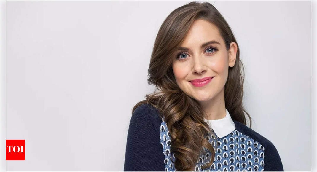 alison-brie-to-star-in-witness-protection-pilot