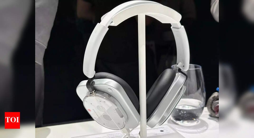 nothing-headphone-(1)-first-impressions