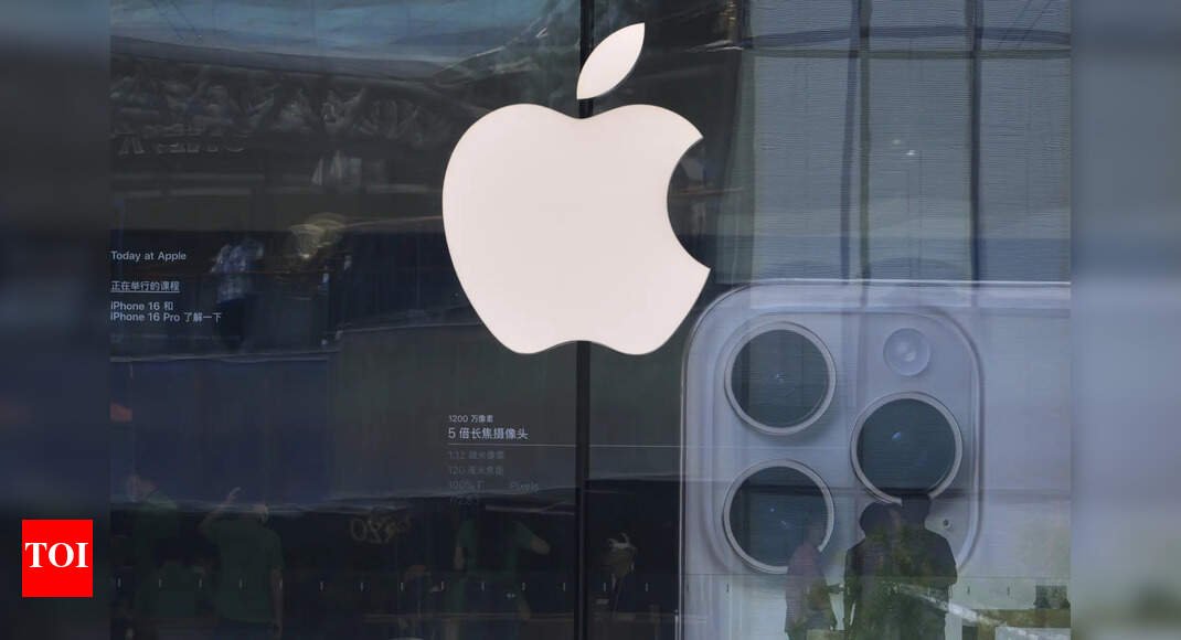 leave-india…:-foxconn-to-hundreds-of-chinese-engineers-and-technicians-working-at-iphone-factories-in-india