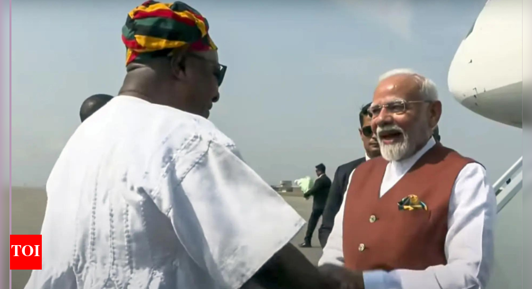 pm-modi-in-ghana-receives-warm-welcome-from-president-mahama-at-airport