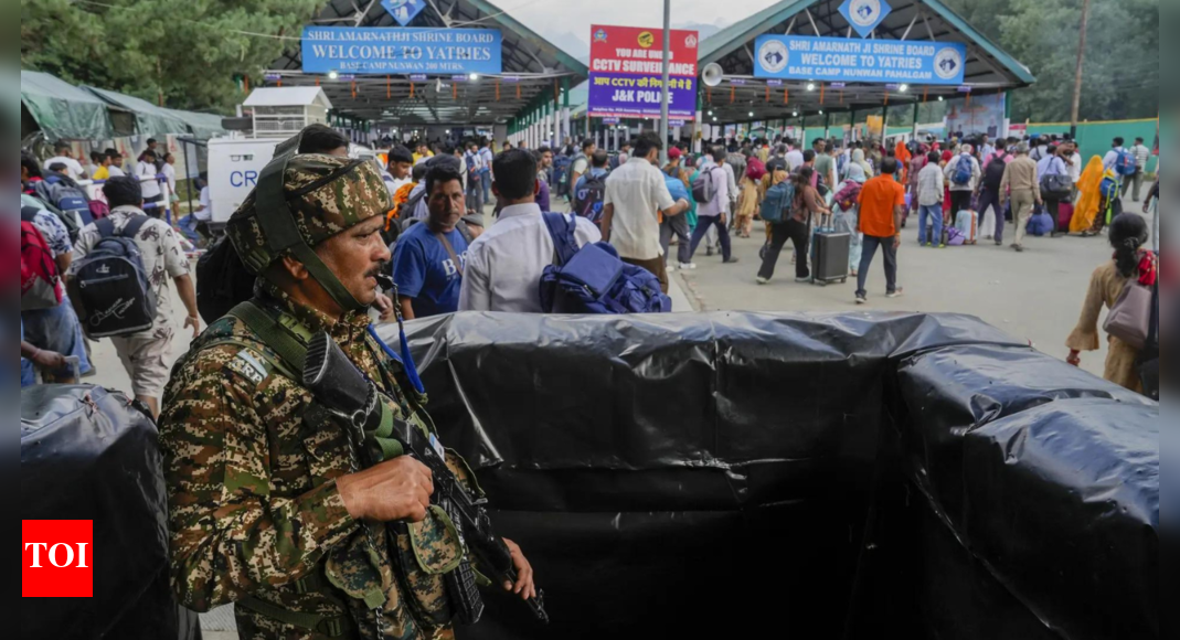 amarnath-yatra-begins-amid-tight-security,-devotees-undeterred-by-terror-threat