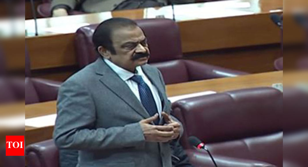 ‘had-just-30-secs’:-pak-pm’s-aide-recalls-near-nuclear-panic-after-india’s-brahmos-strike