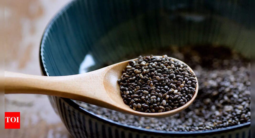 us-doctor-warns-against-eating-chia-seeds-the-wrong-way