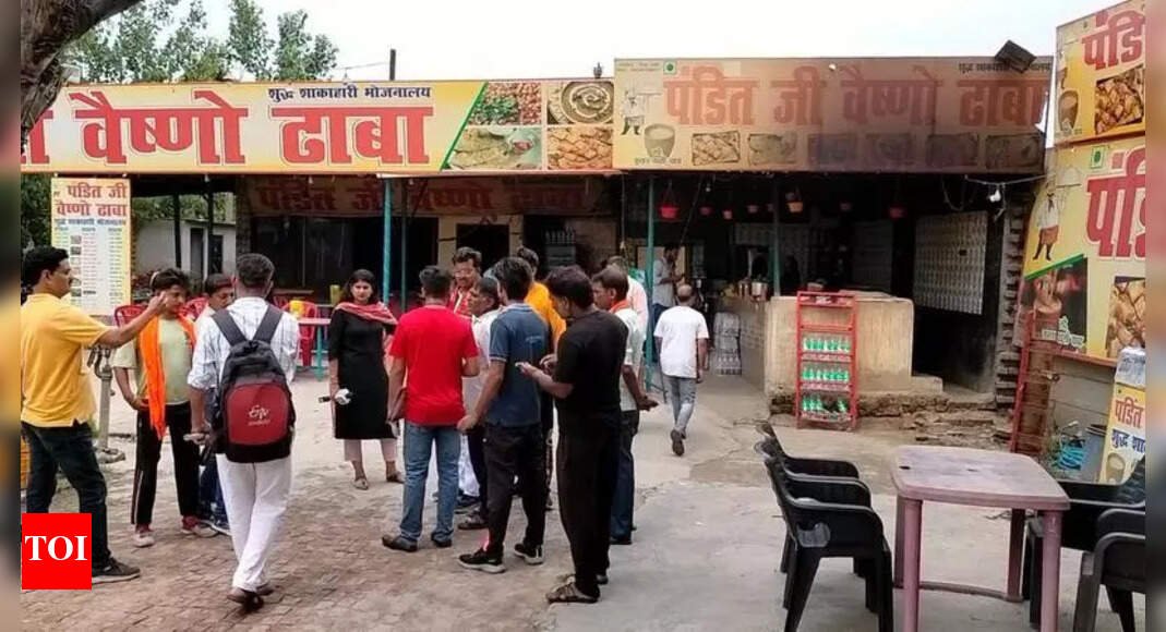 dhaba-workers-on-kanwar-routes-told-to-remove-trousers-during-‘identity-drive’