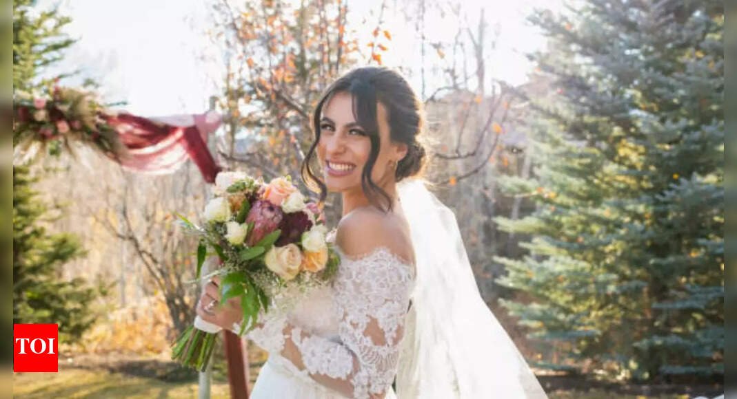 no-more-bouquets?-brides-to-walk-the-aisle-without-wedding-flowers-due-to-shortage-warning
