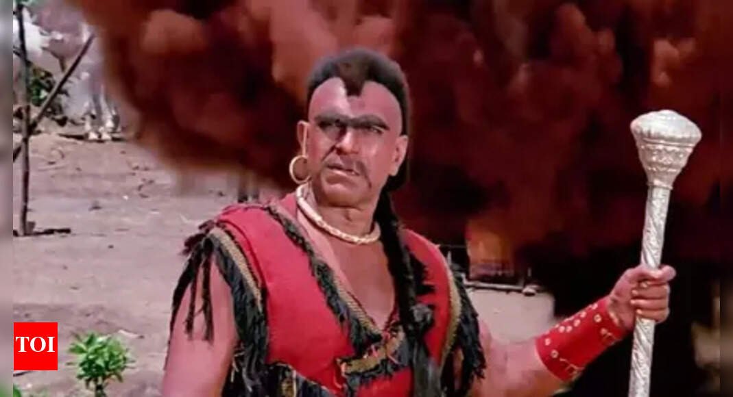 raza-murad-reveals-madhuri-dixit’s-parents-arranged-her-marriage-after-her-initial-failures