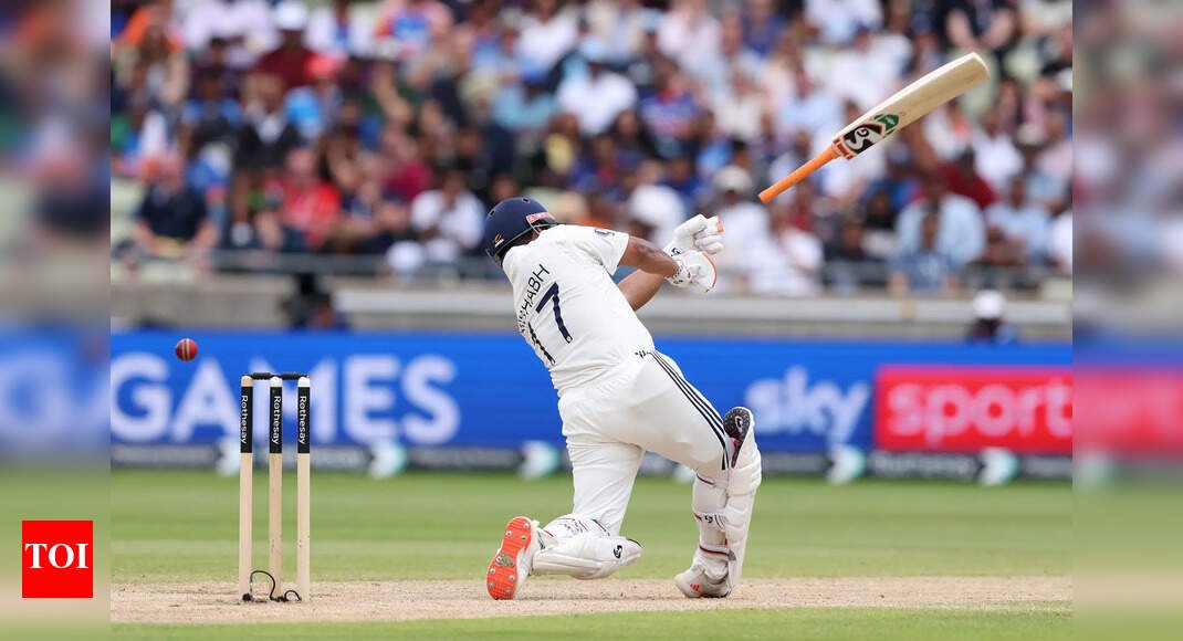 viral-video:-rishabh-pant’s-bat-flying-in-edgbaston-–-here’s-how