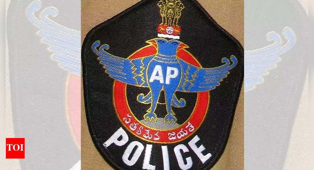 ‘big-fish’-bomb-maker:-police-say-terror-suspect-was-inspired-by-zakir-naik