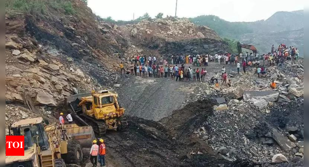 4-jharkhand-illegal-miners-die-in-cave-in