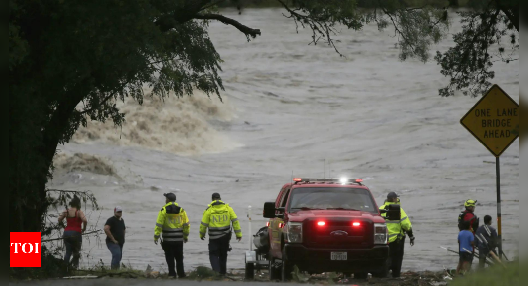 ‘not-going-to-make-it’:-father-of-2-dies-in-texas-flood-while-saving-family;-almost-cut-his-arm-‘clean-off’