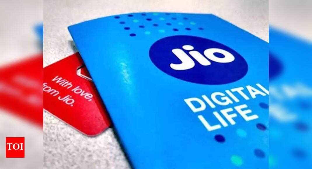 reliance-jio-down-for-users-in-these-cities:-mobile-network-and-internet-services-affected