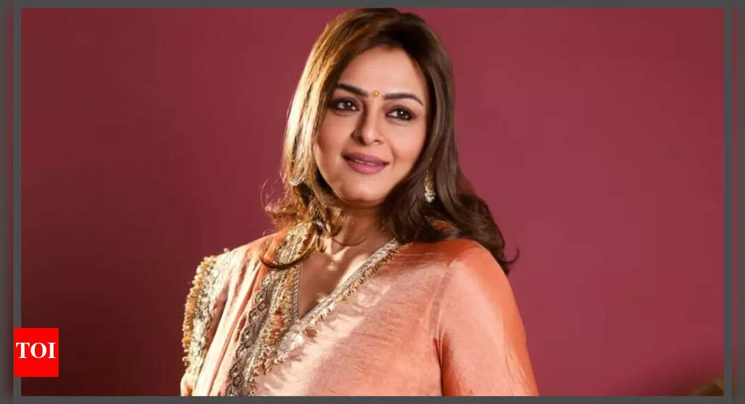 shilpa-shirodkar-recalls-working-as-a-hairdresser-in-new-zealand-after-getting-married,-leaving-bollywood:-‘i-was-ssc-fail-but-i-put-that-in-my-resume’