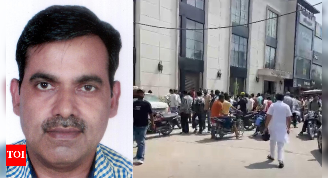 abohar-showroom-owner-sanjay-verma-shot-dead;-protests-erupt-in-market