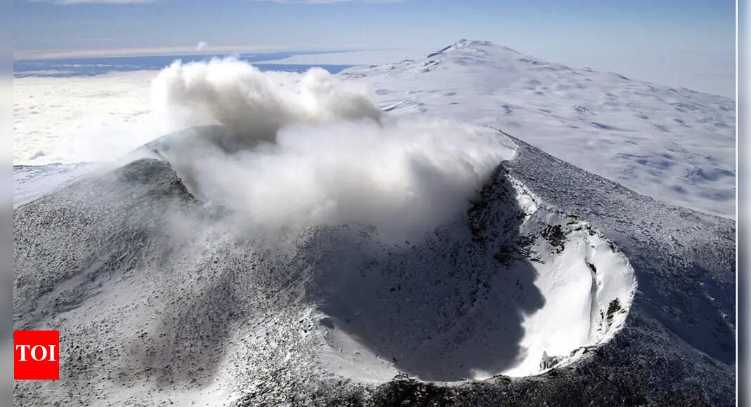 antarctica’s-hidden-threat:-melting-ice-could-spark-hundreds-of-explosive-volcanoes
