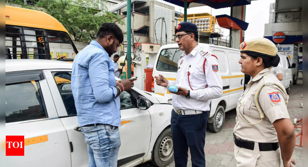 ‘overage-vehicle-fuel-ban-in-delhi,-5-ncr-districts-to-come-into-effect-from-nov-1’