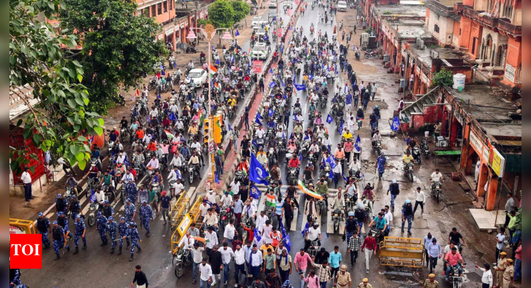 bharat-bandh-today:-public-services-likely-to-be-hit;-10-things-to-know-about-nationwide-strike