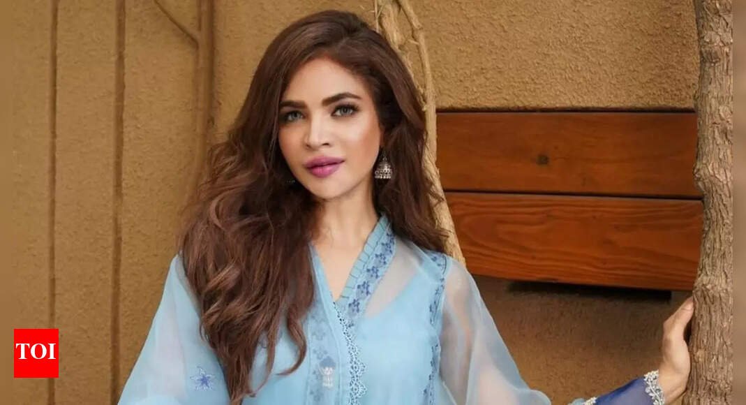 pakistani-actress-humaira-asghar-ali-found-dead-in-karachi-flat;-officials-discover-body-weeks-after-her-demise