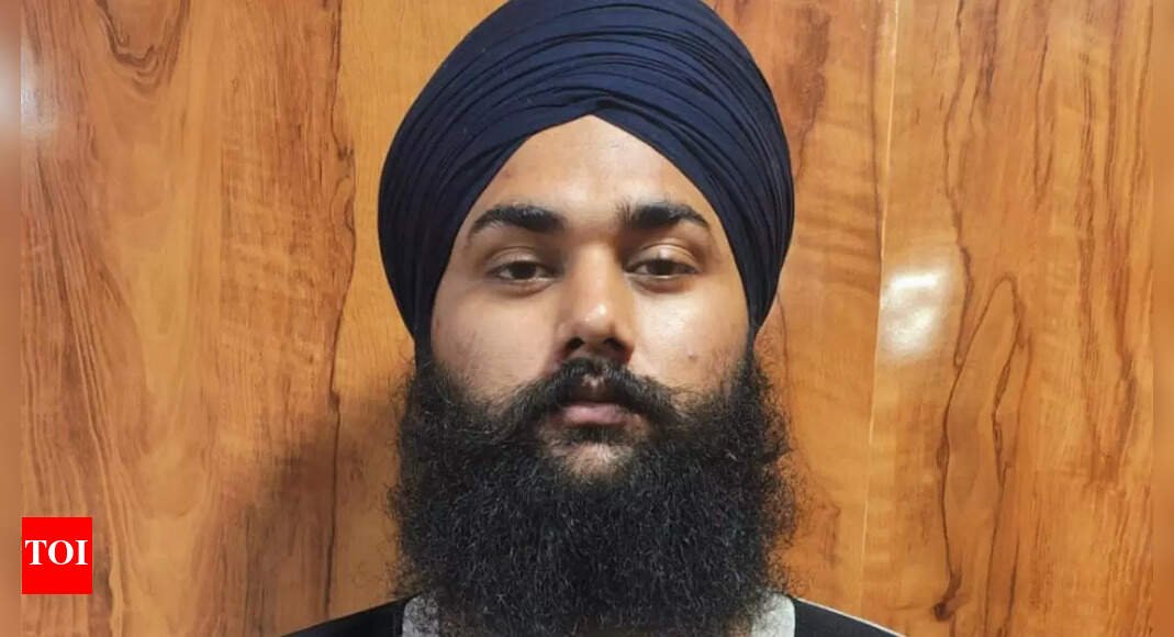 bengaluru-shocker:-man-arrested-for-posting-videos,-photos-of-women-without-consent