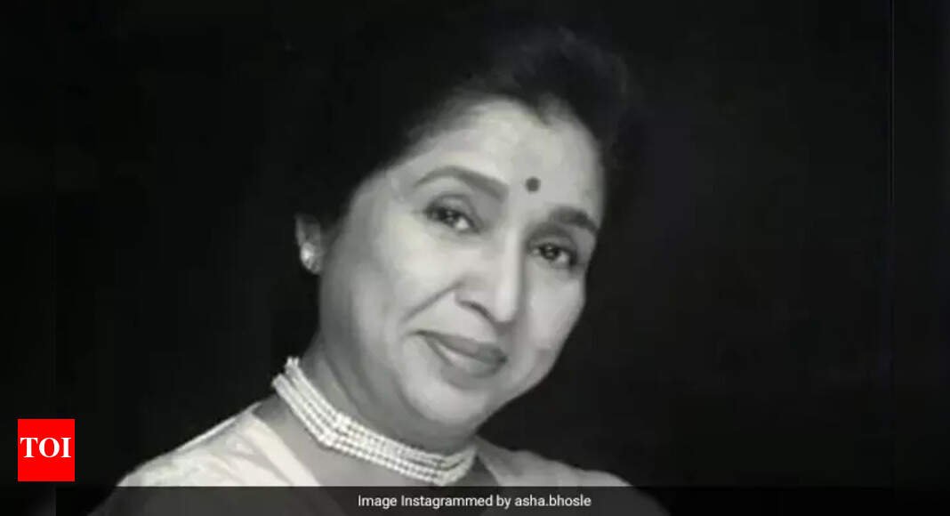 ‘it’s-untrue’:-asha-bhosle’s-son-anand-bhosle-shuts-down-death-rumours