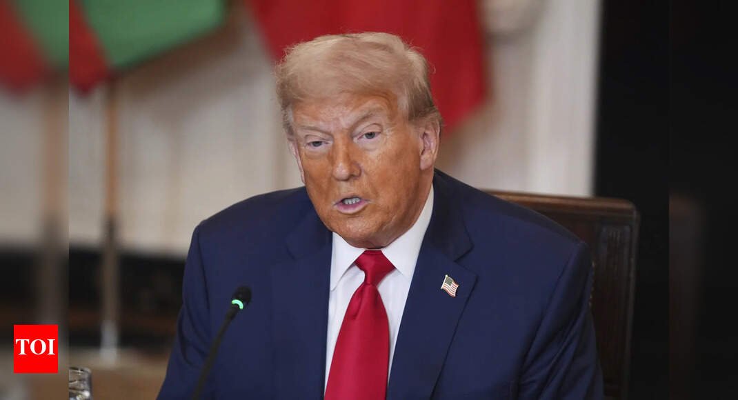 trump-labels-afghan-exit-‘most-embarrassing’,-calls-milley-‘idiot’
