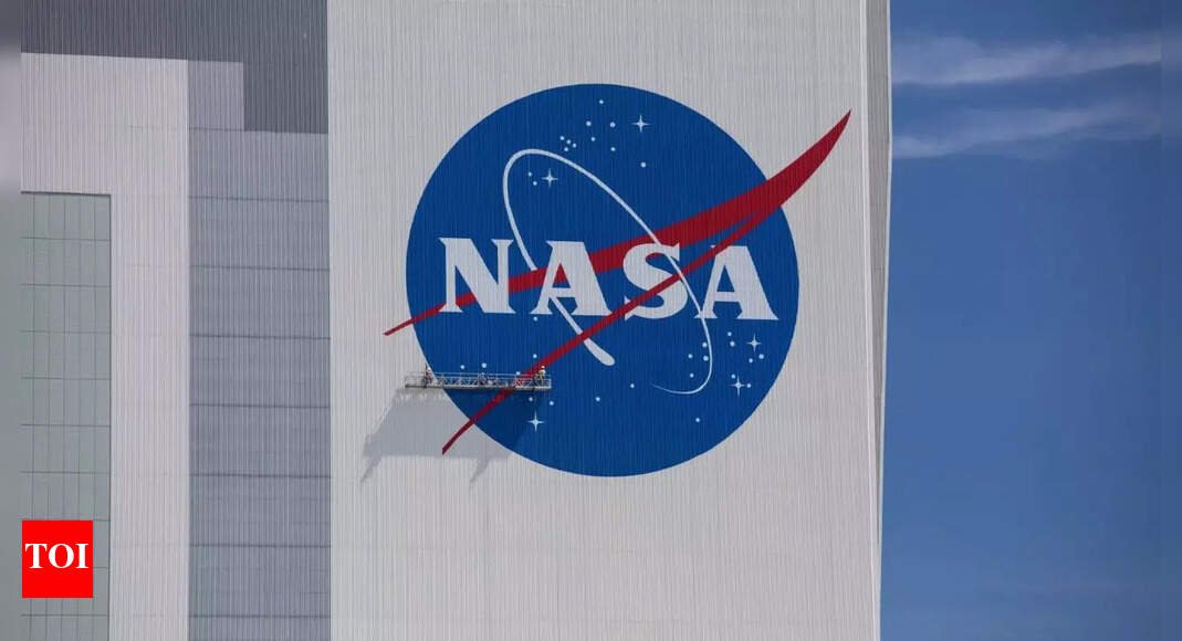 over-2k-senior-nasa-employees-resign,-one-‘warns’:-things-just-sound…
