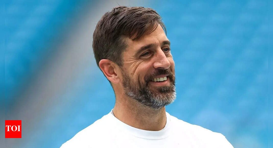 aaron-rodgers-clashes-with-steelers-coaches-as-bettis-says-team-lost-soul