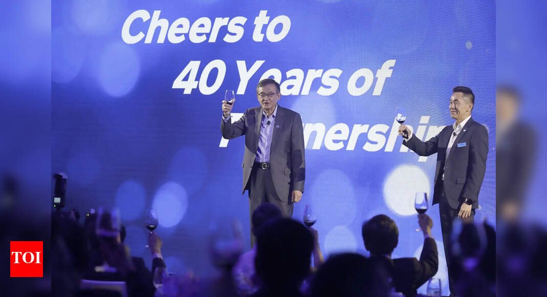 intel-in-crisis:-ceo-lip-bu-tan-to-employees;-customers-giving-failing-grades