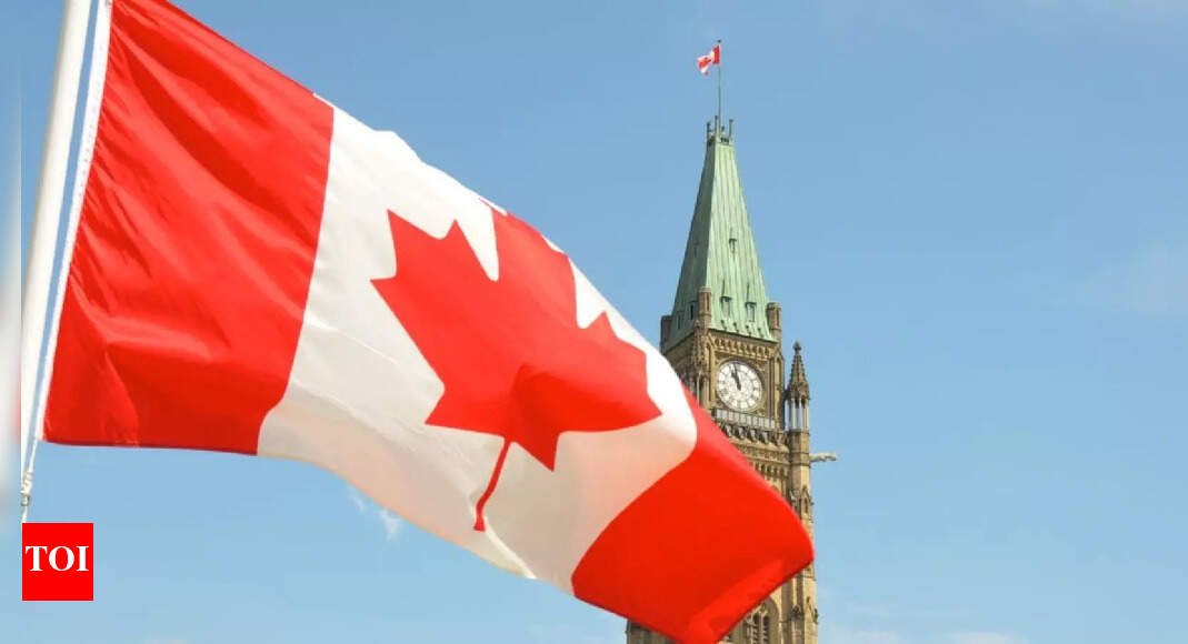 canadian-colleges-lay-off-10,000-employees-after-decline-in-indian-student-enrolment