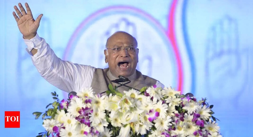 ‘couldn’t-speak-against-trump’:-congress-chief-kharge’s-jibe-at-pm-modi