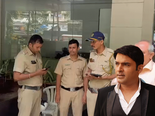 रेस्टोरेंट-में-फायरिंग-के-बाद-कपिल-के-घर-पहुंची-पुलिस:कॉमेडियन-के-शो-के-सेट-पर-अतिरिक्त-सिक्योरिटी-फोर्स-की-गई-तैनात