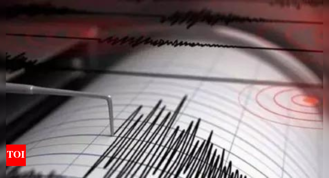 earthquake-tremors-felt-in-delhi-ncr