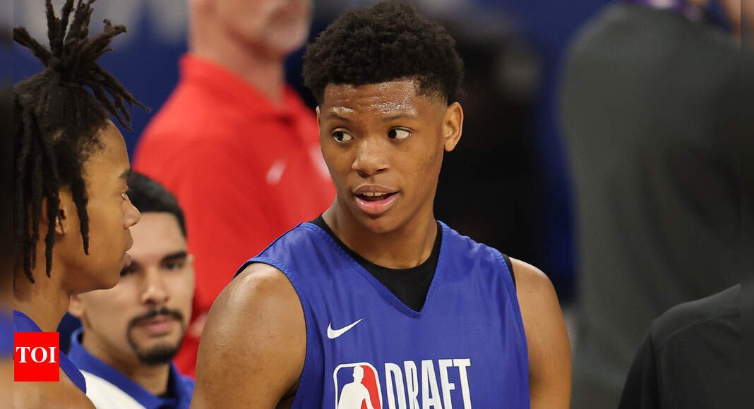 utah-jazz-rookie-ace-bailey-sidelined-from-summer-league-opener-with-hip-injury,-delaying-highly-anticipated-debut