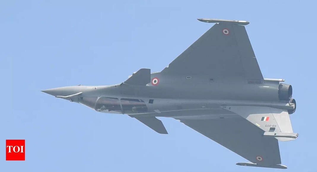 decoy-system-for-rafale:-india-to-speed-up-x-guard-for-iaf-fighter-jets