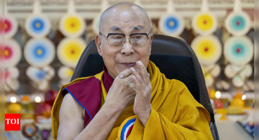 dalai-lama-arrives-in-leh-for-month-long-stay,-asks-people-to-preserve-buddhist-legacy