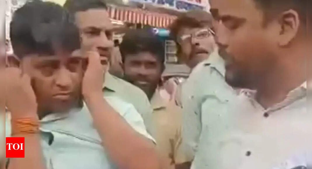 language-row:-auto-driver-slapped-by-sena-(ubt)-workers-over-‘anti-marathi’-remark