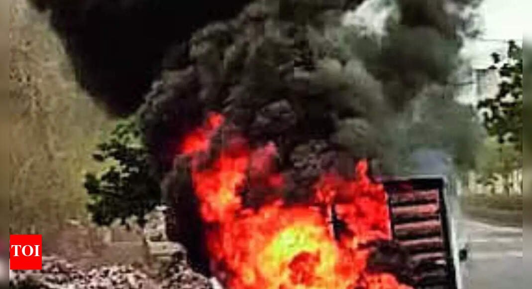 foam-laden-van-catches-fire-near-hyderabad’s-lb-nagar;-no-injuries,-traffic-hit