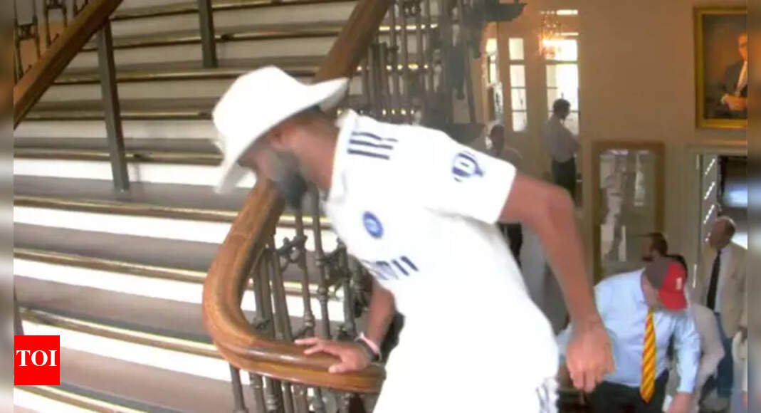 ind-vs-eng:-injury-scare-for-india-as-akash-deep-limps-off-at-lord’s