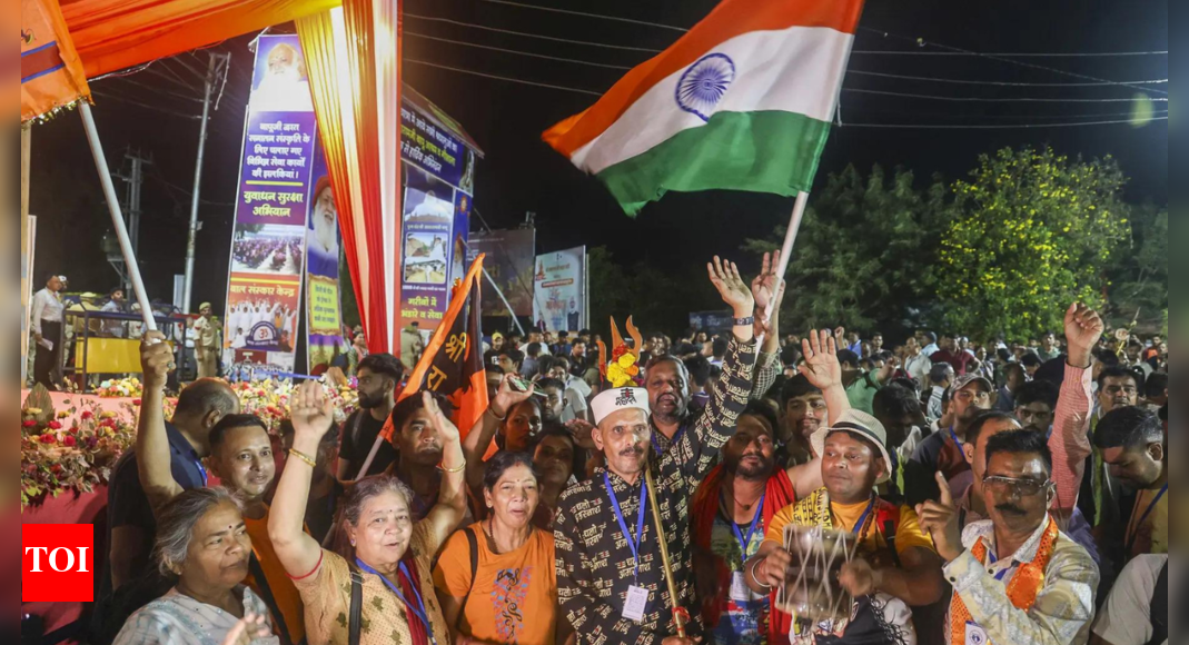 12th-batch-of-amarnath-pilgrims-leave-from-jammu