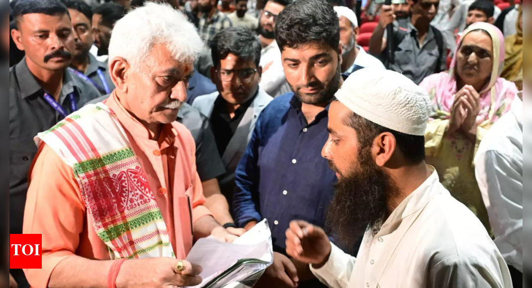 j&k-lg-manoj-sinha-hands-over-job-letters-to-kin-of-terror-victims