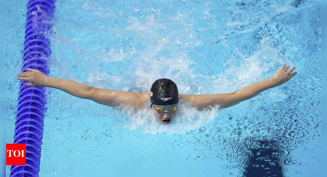 china’s-12-year-old-yu-zidi-began-swimming-to-beat-the-heat,-becomes-youngest-to-win-worlds-medal
