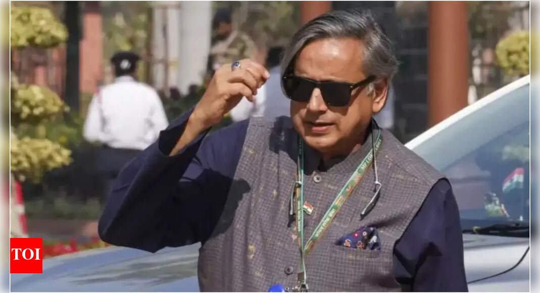 why-be-touchy?-sc-on-defamation-case-against-tharoor-over-‘scorpion’-remark-on-pm-modi
