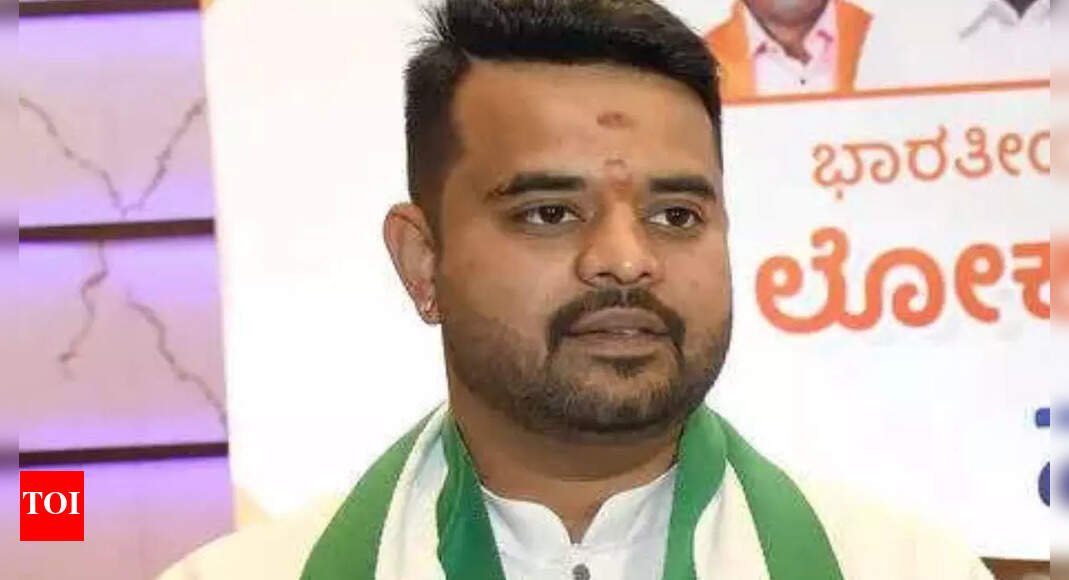 rape-case:-how-prajwal-revanna-reacted-in-court-after-conviction