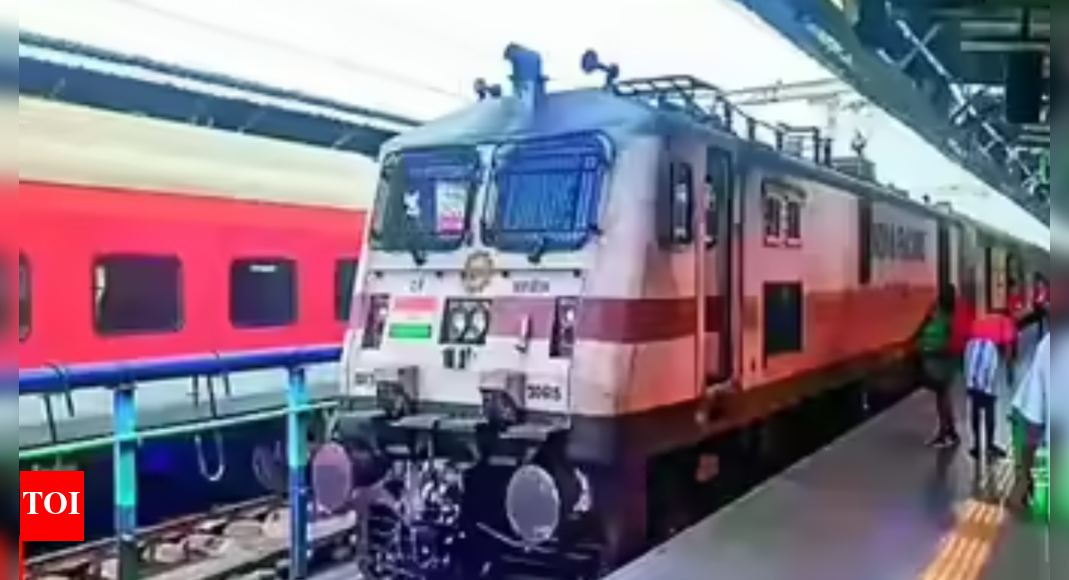 hubballi-gadag-bypass-draws-flak-as-special-trains-skip-city-stations;-passengers-raise-concern