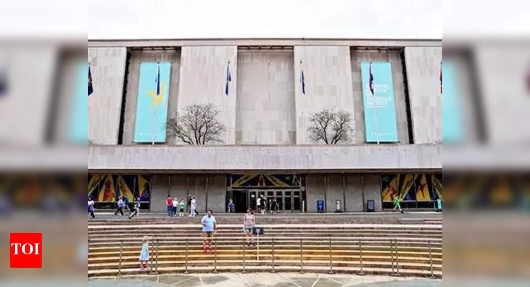 smithsonian-museum-removes-references-to-trump-impeachment