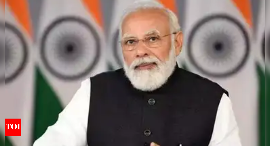 pm-narendra-modi-inaugurates-advanced-cancer-treatment-facilities-in-up’s-varanasi;-robotic-surgery,-radiation-machines-&-ct-scanner-installed-under-csr